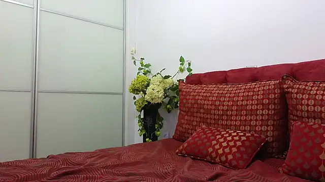 _Maddalena_ live sex cam