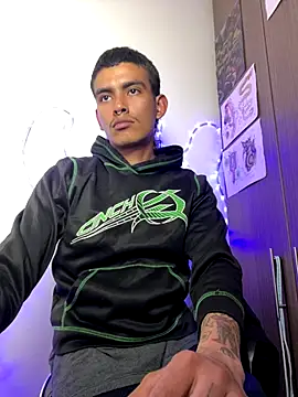 sorry-mom69 live sex cam