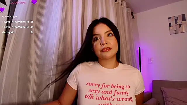 NinaMichelle's cam snapshot