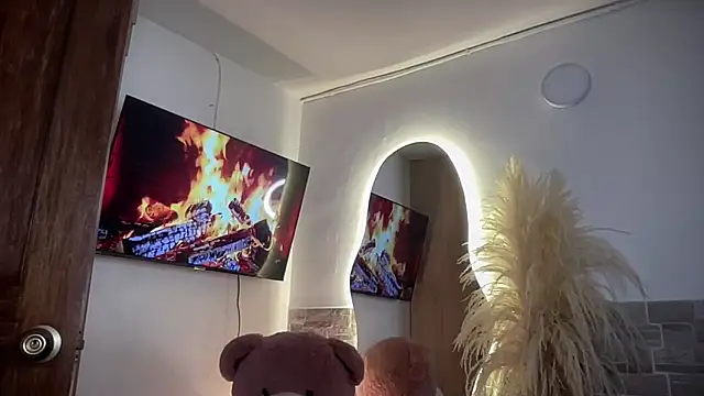 Danielanavarro_777 live sex cam