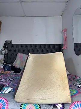 saragill323 live sex cam