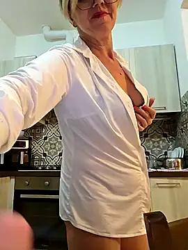 Melody73 live sex cam