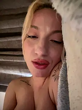 Ella_Charm live sex cam