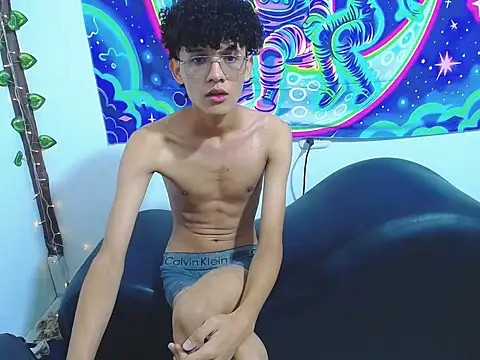 Atena_hot29 live sex cam