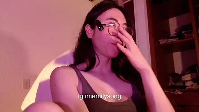 emily_pearl_ live sex cam