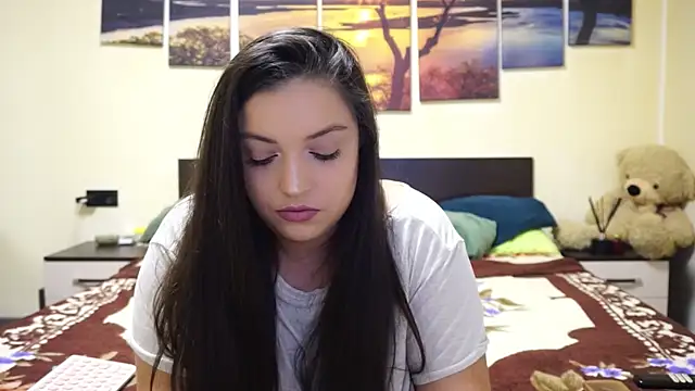 adelline live sex cam