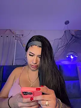 kiim_taaylor live sex cam