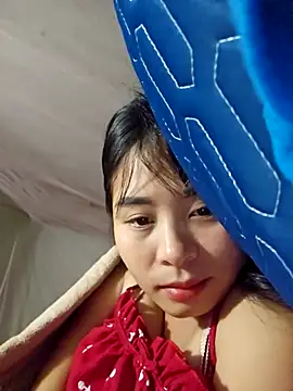 Squirrel-Pear live sex cam