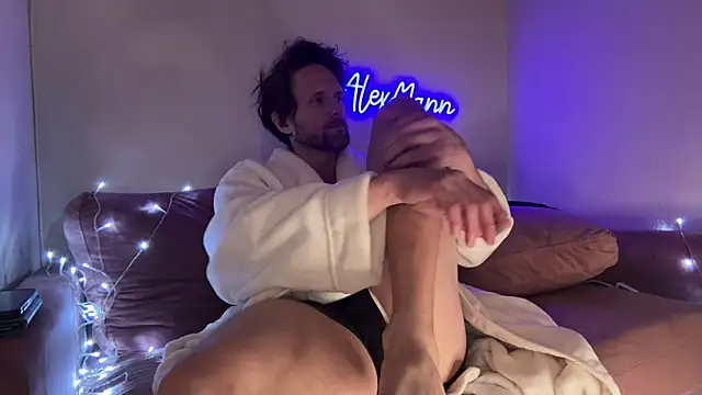 alexmannd live sex cam