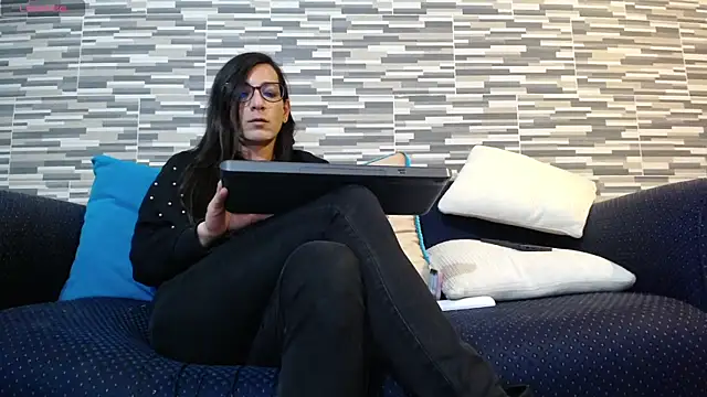 VioletaGomez_Co live sex cam