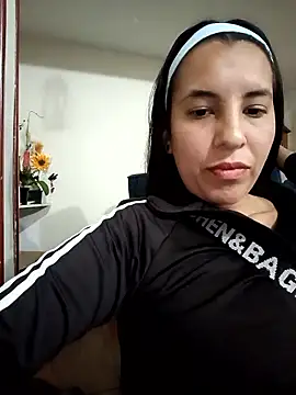 Bonny_Klote live sex cam