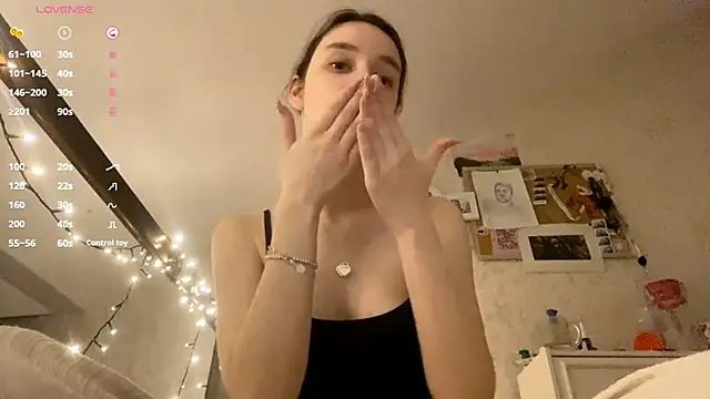 DanaCore live sex cam