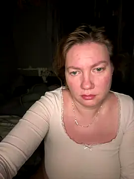 Lola_kiss_me's cam snapshot