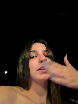 DoriDeluxe66 live sex cam