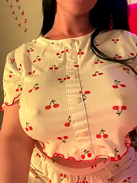 OnlyRima's cam snapshot