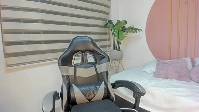 samantha_loughty's cam snapshot