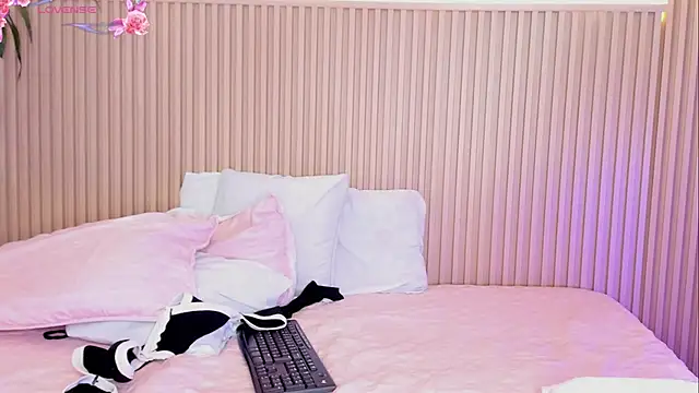 Melina-fox's cam snapshot