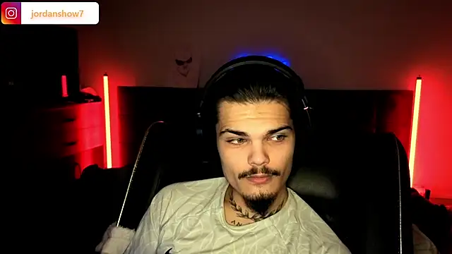 JordanShow's cam snapshot