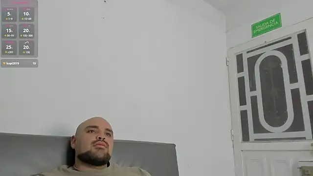 ElianCrow's cam snapshot