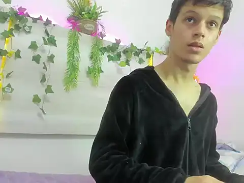 AngelSlimm's cam snapshot