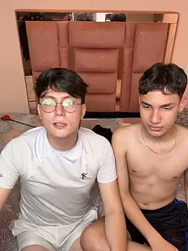 angel_and_jef's cam snapshot