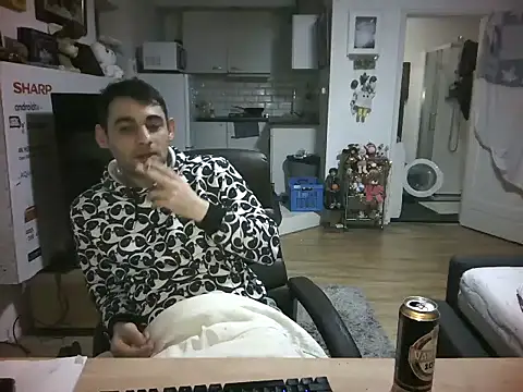 mihaimichael's cam snapshot