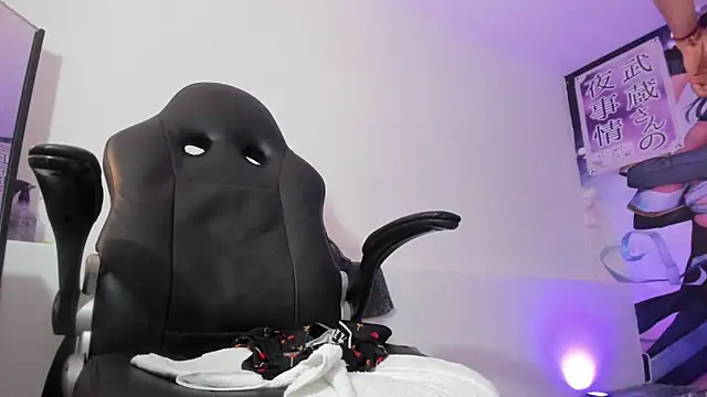 Aleck_Boy's cam snapshot