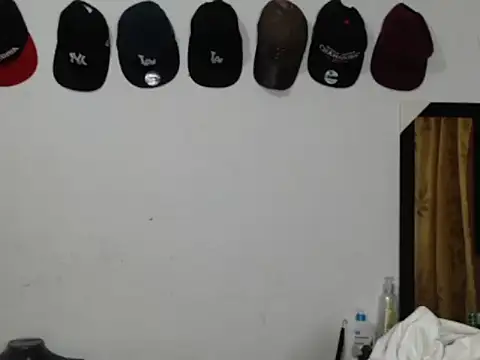 damiansexyboy69's cam snapshot