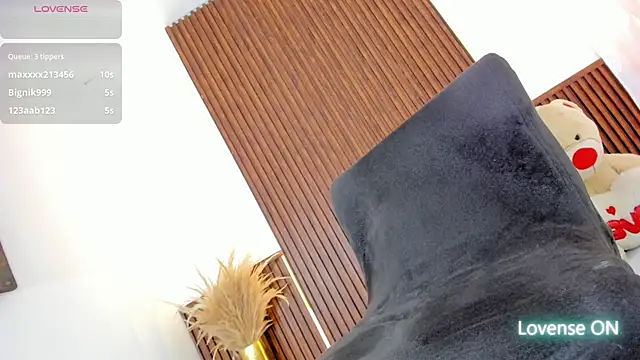 BunnyHotsx live sex cam