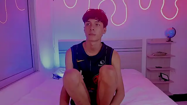 luccas_ferreira's cam snapshot