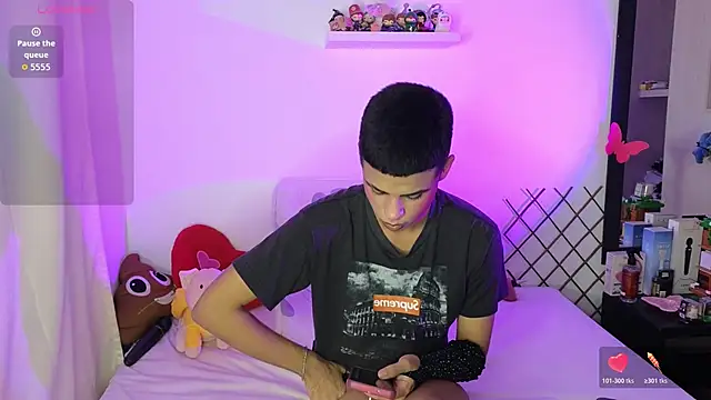 im_crissangel's cam snapshot