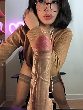 Naughty-Jessie live sex cam