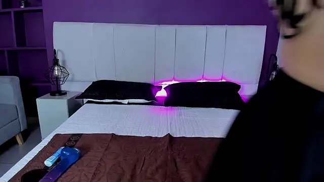 baby_blondie live sex cam