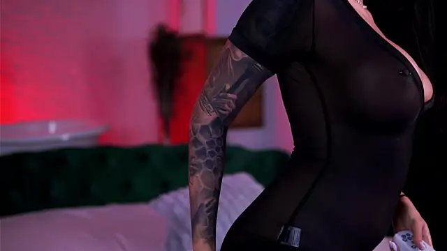 AishaaDevoe live sex cam