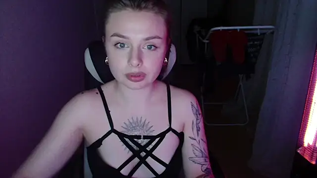 AngelicaHollywood's cam snapshot