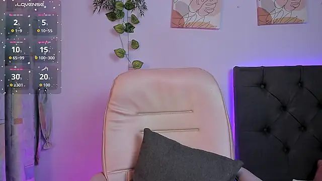 Quiinn_bx's cam snapshot