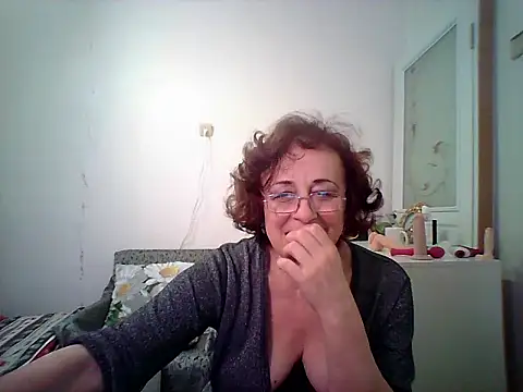 Julia54391's cam snapshot