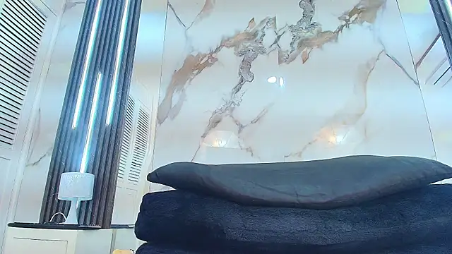 MayaBaker's cam snapshot