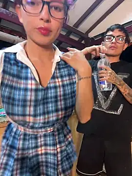 SAMANTHA_AND_PETER live sex cam