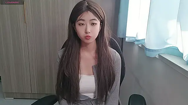 Yyoo-99 live sex cam