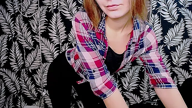 Peggy_f_'s cam snapshot