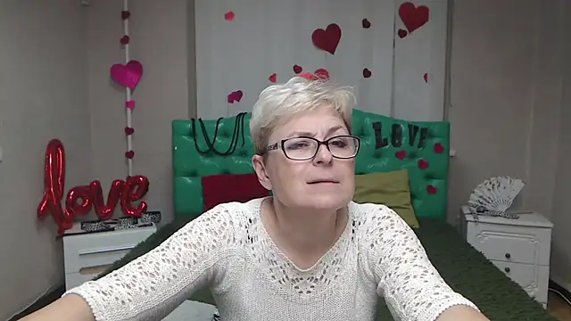 EmiliaGree's cam snapshot