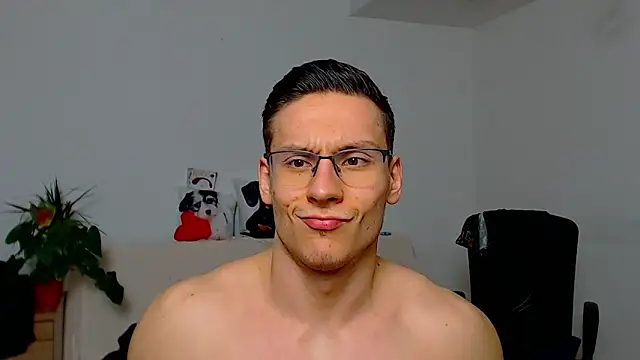 ZeinMiracles's cam snapshot