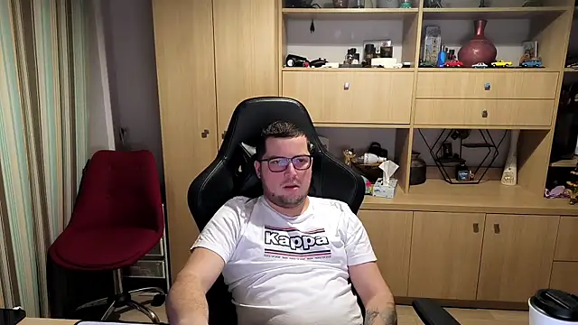 kevinnlovelly's cam snapshot