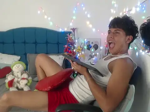 Valentino_Lane live sex cam