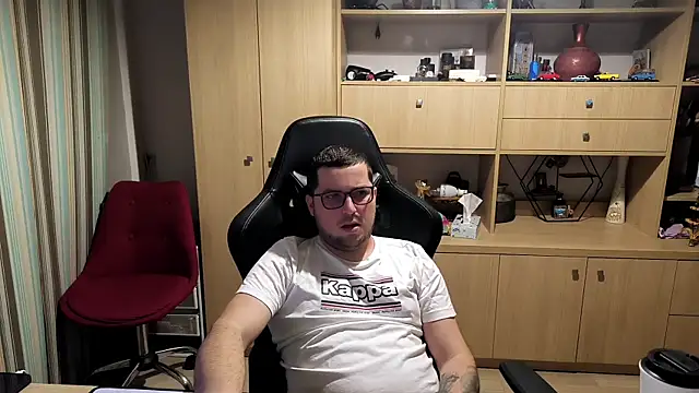 kevinnlovelly's cam snapshot