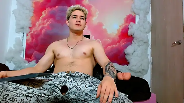 AlexPiersss live sex cam