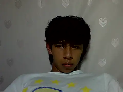 Carlos_Albert02's cam snapshot