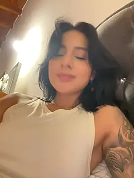 Ale_Lewis live sex cam