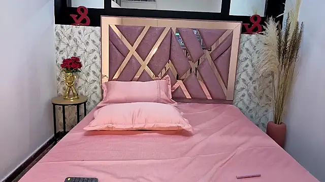 mysterius_boy live sex cam